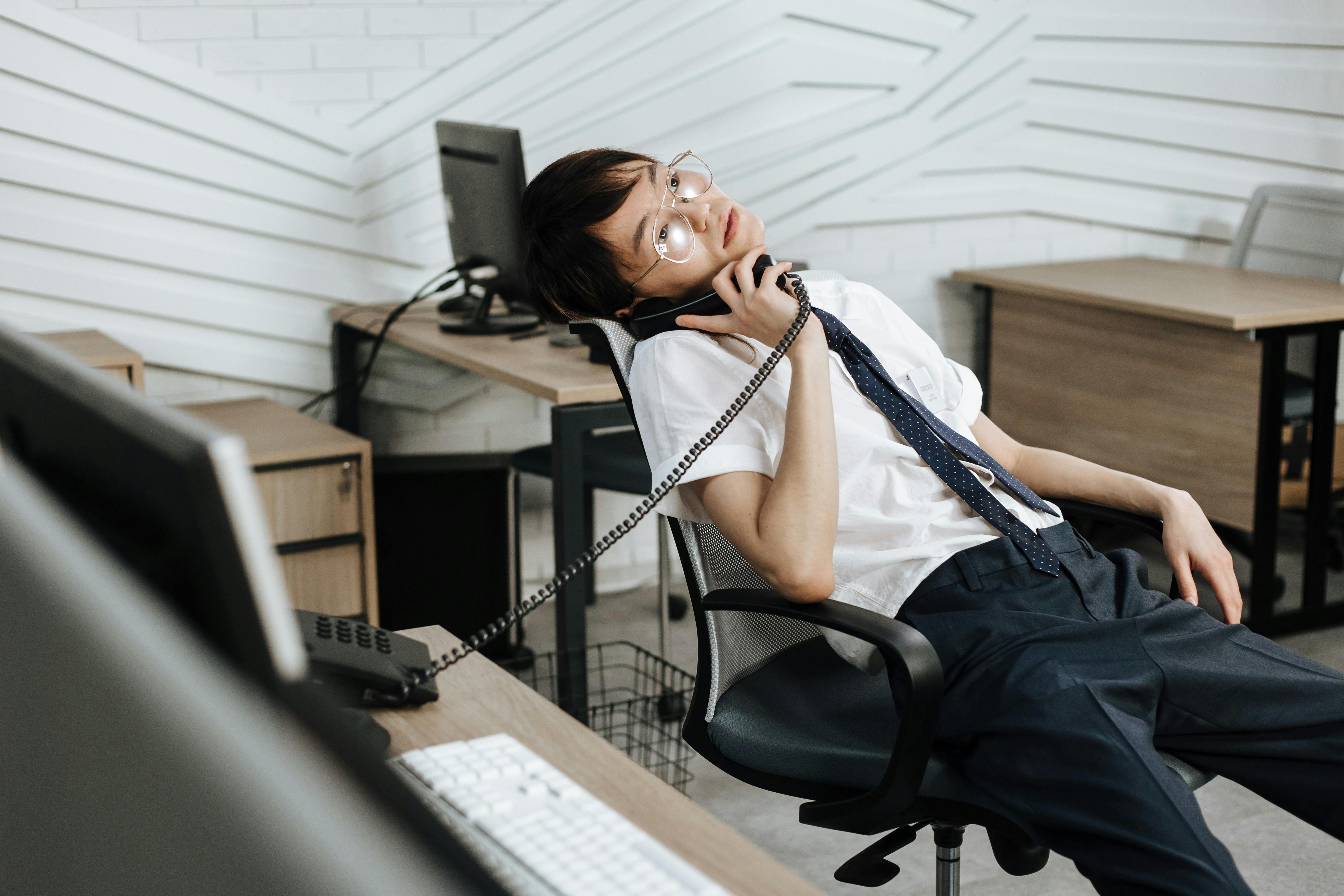 10 Reasons Why having Voicemail only or Not Answering Calls For Your Business is a bad idea